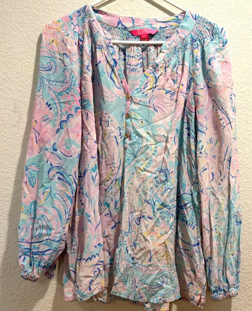 Lilly Pulitzer Pink & Blue Elsa 100% Silk Three Button Front Top Size L